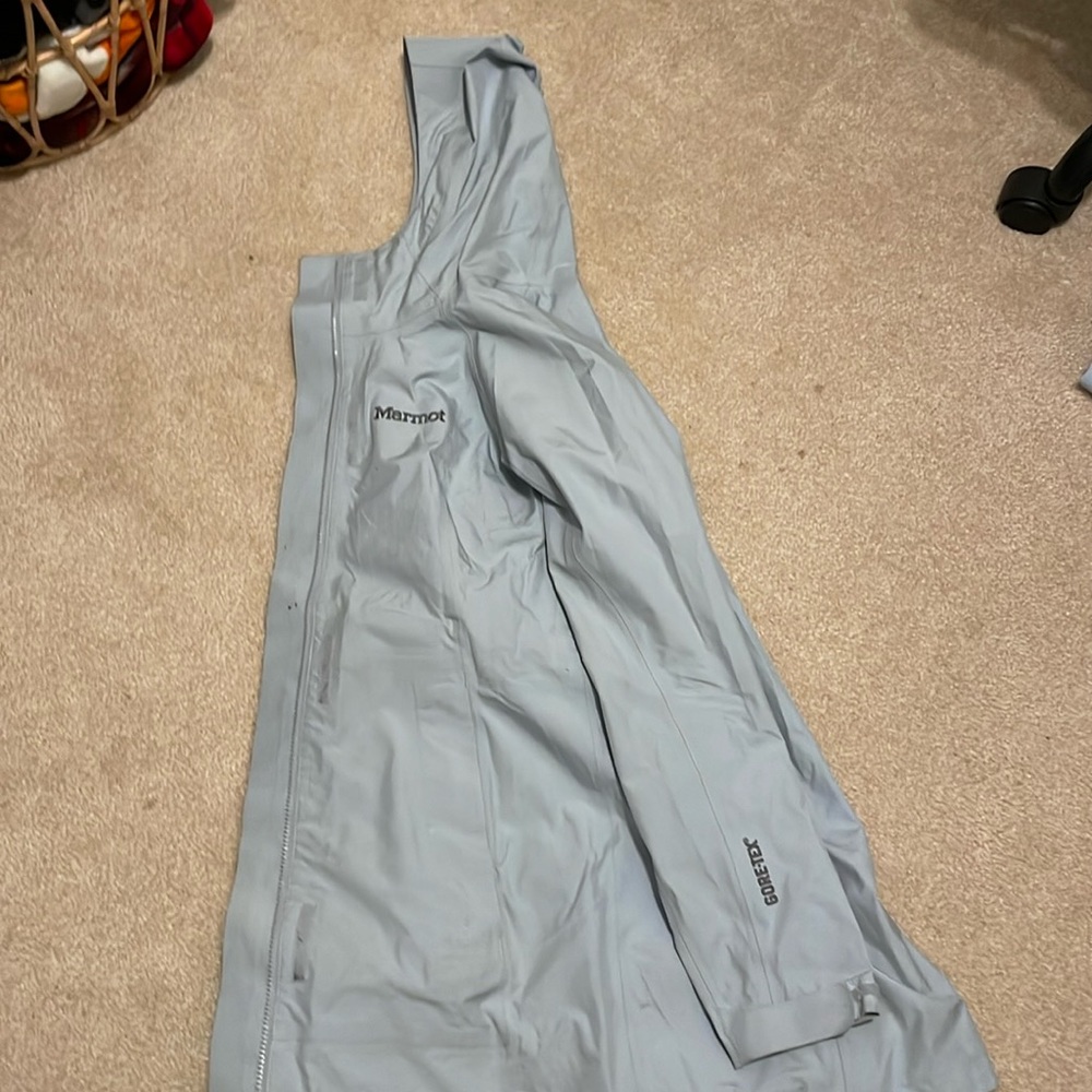 Marmot Rain Jacket with Gore-tex. Size Small